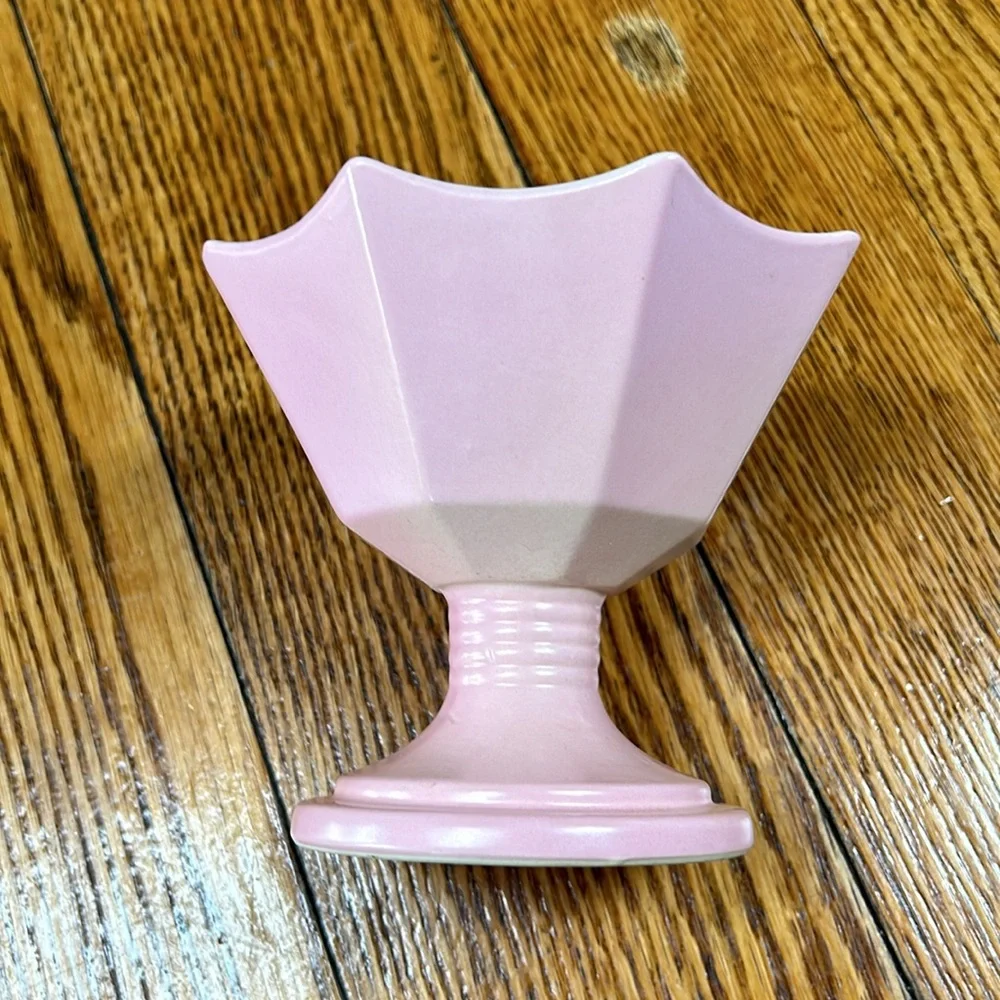 Hull Vintage/MCM pink pedestal pottery. Marked Hull USA 156. Great condition